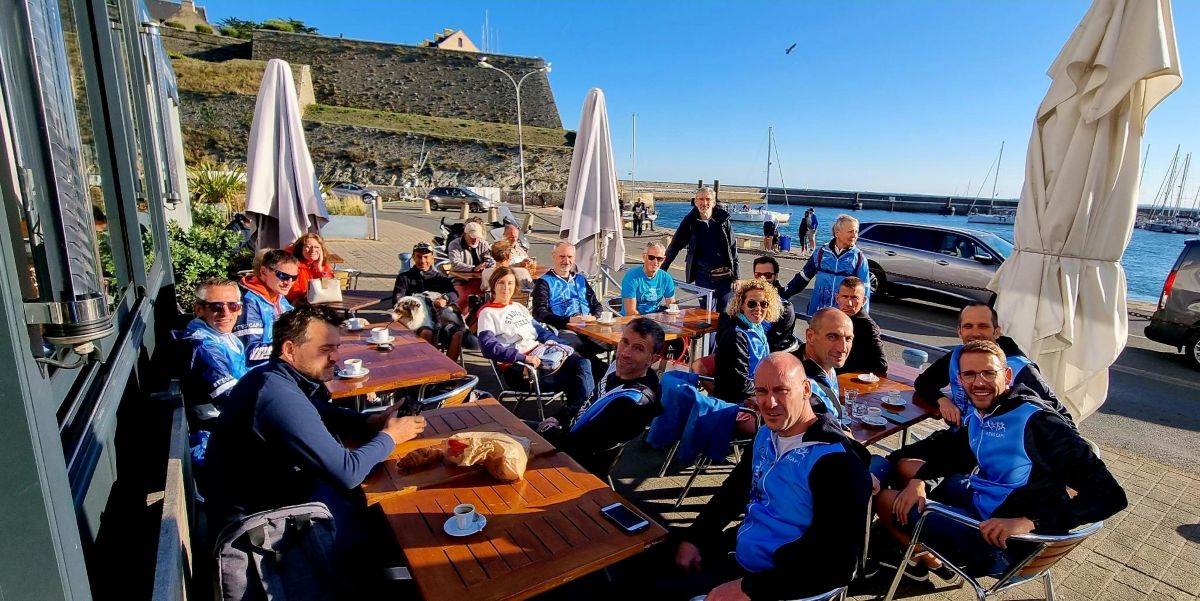 Week-end club